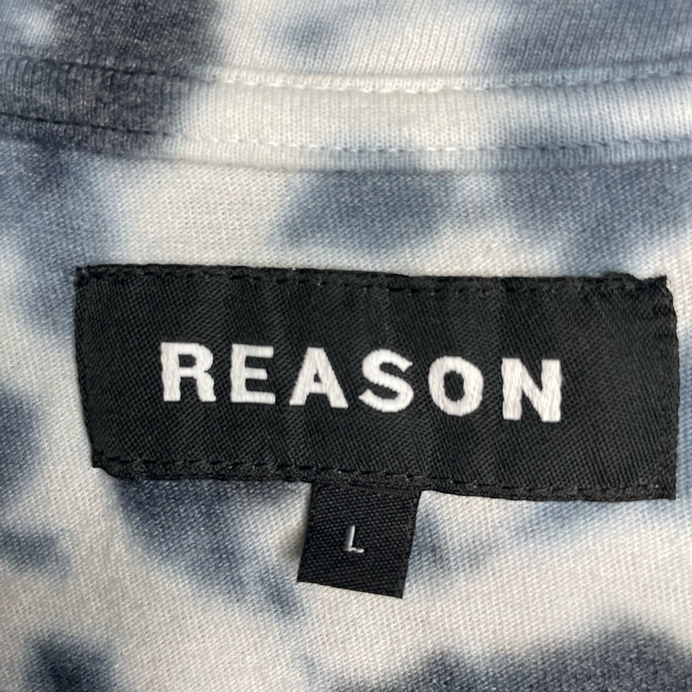 Tie dye with yellow smiley face
Brand Reason size Large - Picture 3 of 3